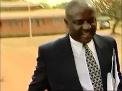 NEW Madonna files papers to adopt boy News Clip