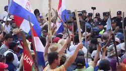 VOICED : Agricultores paraguayos exigen condonacion de deuda al Estado News Clip