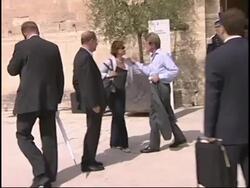 Ministers comment at second day of talks, AP pix of family photo News Clip