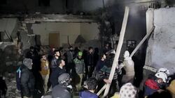 VOICED : Aviacion siria bombardea a rebeldes en Alepo e Idlib News Clip