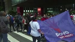 VOICED : Protestan contra Temer acusado de avalar esquema de corrupcion News Clip