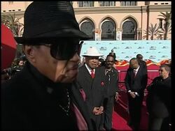 Joe Jackson talks plans for son's memorial News Clip