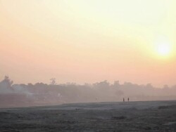 Yamuna riverbed with crematory in Agra, India Stock Footage