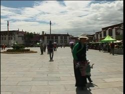 Tourism brings modernity to Tibet Instructional Video