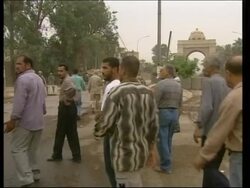 Baghdadis demonstrate to demand their jobs back News Clip