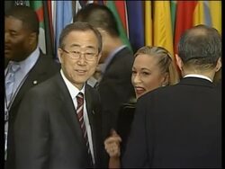 Ban Ki-Moon, Bush and other world leaders at gala dinner News Clip