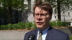 Skelos and Son Arrive for Sentencing News Clip