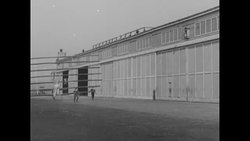 Multi-winged aircraft fails to fly in 1910s News Clip