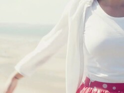 Girl on dune Stock Footage