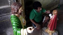 CLEAN : India's effigy sculptors turn to human News Clip