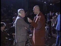 ENTERTAINMENT WEEKLY: ENT2-PARIS FASHION News Clip