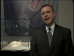 Million dollar diamond ring to be sold at Sotheby's News Clip