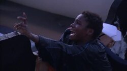 MOAS rescue migrants from the Mediterranean - Night rescue News Clip