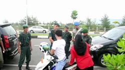 CLEAN : Indonesia sharia stronghold bans New Year News Clip