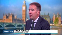 Brexit Task for U.K.'s Hammond: Protect the Banks News Clip