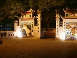 Hanoi, night shot of the entrance to Ngoc Son temple in Hoan Kiem lake Stock Footage