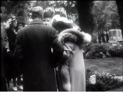 ROYALTY AT CHELSEA FLOWER SHOW News Clip