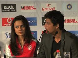 UPDATE Bollywood actors arrive in Cape Town ADDs fans on Shah Rukh Khan News Clip