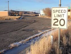 speed limit sign Stock Footage