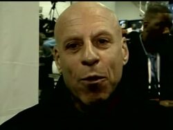 Peyton Manning comes up big, and AP Sports Columnist Jim Litke says the Colts' defense pressured Chicago Instructional Video