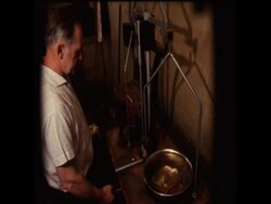 SYND 6 6 73 GOLD SMELTING AND BULLION MARKET SCENES News Clip