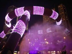 WS Fountain of Wealth, Suntec city, Worlds biggest fountain Stock Footage