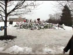 Plans to demolish the building where a gunman killed five Northern Illinois University students have been scrapped after the university community overwhelmingly opposed it. Instructional Video