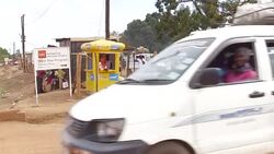 CLEAN : S. Sudan conflict puts Uganda's refugee policy to the test (2) News Clip