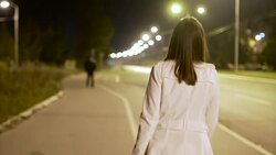 Robber stealing businesswoman bag in the street Stock Footage