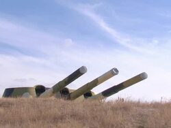 heavy coastal artillery Stock Footage