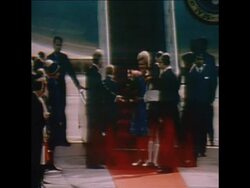 SYND 31-5-72 PRESIDENT NIXON ARRIVES IN POLAND News Clip