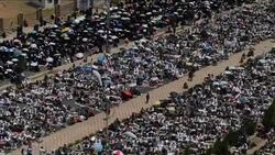 Thousands rally against president after Friday prayers News Clip