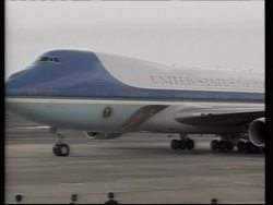 Bush arrives in Manila News Clip