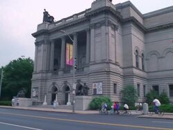 WS PAN View of Ornate Building with colums museum / Pennsylvania, United States Stock Footage