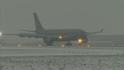 Plane carrying UK prince touches down after his Afghan tour Instructional Video