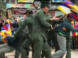 Exiled Tebetans hold protest for Tibetans in China News Clip