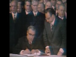 CUTS 26-5-72 PRESIDENT NIXON AND BREZHNEV SIGN ARMS LIMITATION AGREEMENT News Clip