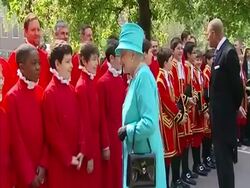 Queen Attends Maundy Thursday Service News Clip