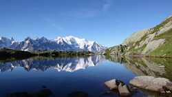 Silence over Lac Blanc in the French Alps Stock Footage