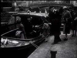 PRINCESSES ENJOY A TRIP ON THE RIVER - News Clip