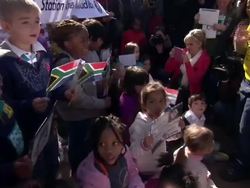 Children sing for Nelson Mandela News Clip
