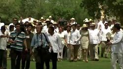 Xi tours ancient site with Pena Nieto on final day of Mexico visit News Clip