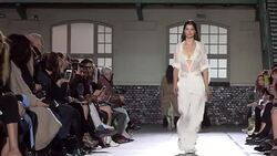 RUNWAY JOHN GALLIANO FASHION SHOW | READY TO WEAR SPRING SUMMER 2017 | PARIS FASHION WEEK Stock Footage