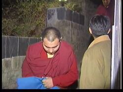 INDIA: DHARMSALA: KARMAPA LAMA ESCAPES CHINESE-RULE Instructional Video