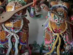 MS TU Shot of two heavenly kings god of Buddhism in temple / Xian, Shaanxi, China Stock Footage