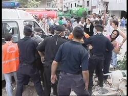 TURKEY: EARTHQUAKE DISASTER: DEATH TOLL OVER 7000 News Clip