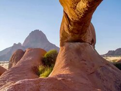 DS Arch At Spitzkoppe Stock Footage
