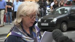 Representative says WikiLeaks founder to stay at Ecuador embassy Instructional Video