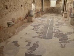 Piazza Armerina (villa Romana del Casale), palaestra, scenes of a race in Hippodrome Stock Footage