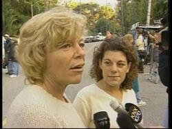 USA: TRIBUTES CONTINUE OUTSIDE SINATRA'S BEVERLY HILLS HOME News Clip